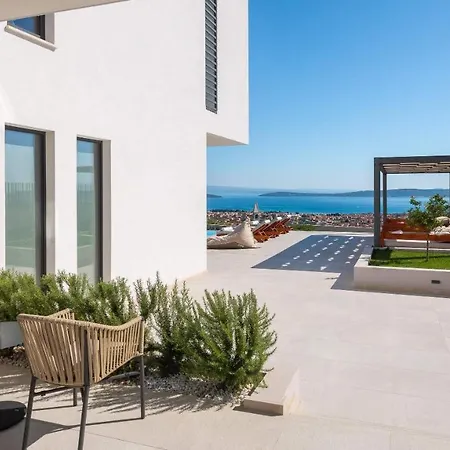 4 Islands Kaštel Stari